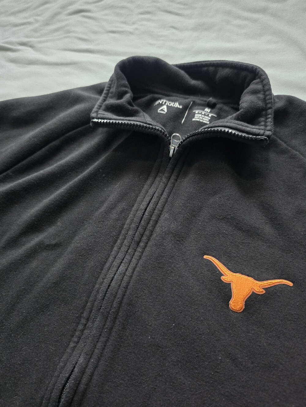 Texas Longhorns Antigua Women’s Medium Black Full Zip Sweatshirt Jacket